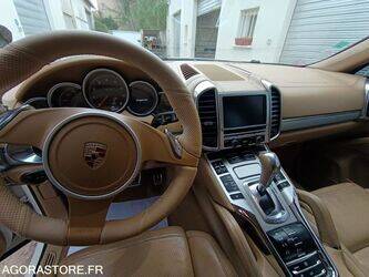 2010-porsche-cayenne-1397289-44465045