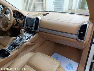 2010-porsche-cayenne-1397289-44465047