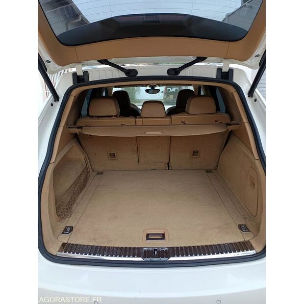 2010 PORSCHE Cayenne-44465054