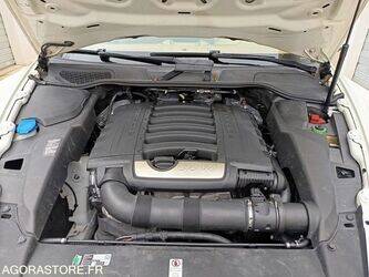 2010-porsche-cayenne-1397289-44465055