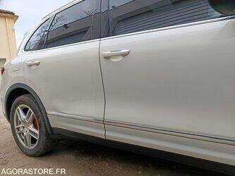 2010-porsche-cayenne-1397289-44465056