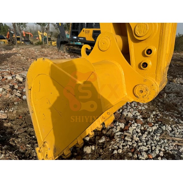 2022 Komatsu PC210-8LC-44465167