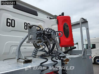 2017-renault-t520-1299063-44465260