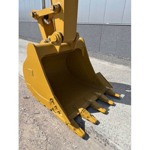 2025 Caterpillar 330GC-44465263