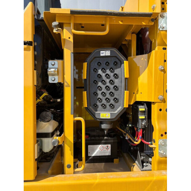 2025 Caterpillar 330GC-44465272