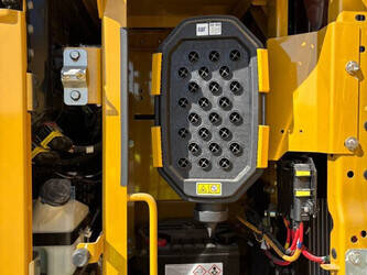 2025-caterpillar-330gc-1397296-44465272