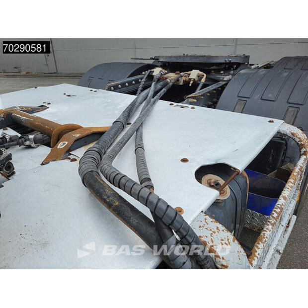 2017 رينو T520-44465292