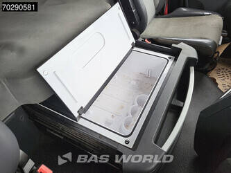 2017-renault-t520-1299063-44465312