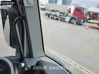 2017-renault-t520-1299063-44465319