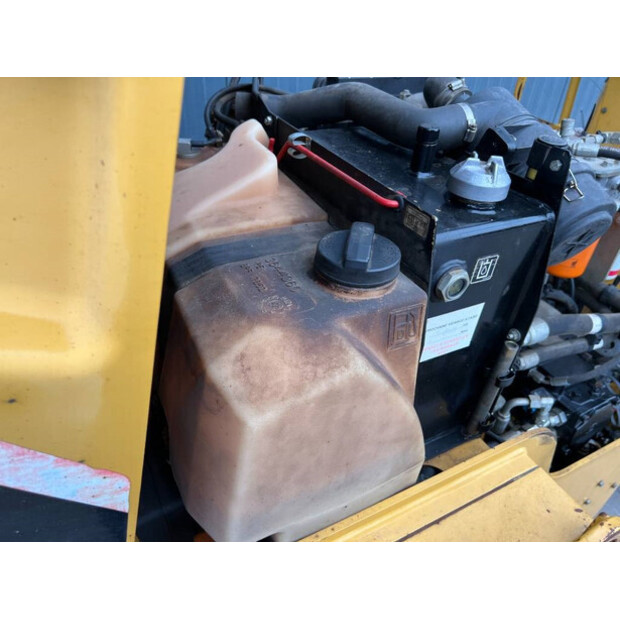 2012 Caterpillar CC24-44465392