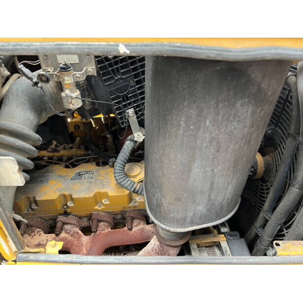 2011 Caterpillar D6N LGP-44465580