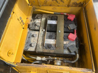 2005-caterpillar-d7rii-1397307-44465779