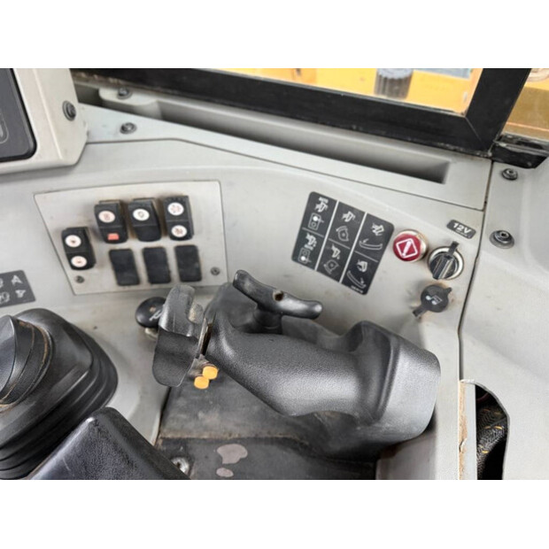 2019 Caterpillar D8T-44465887