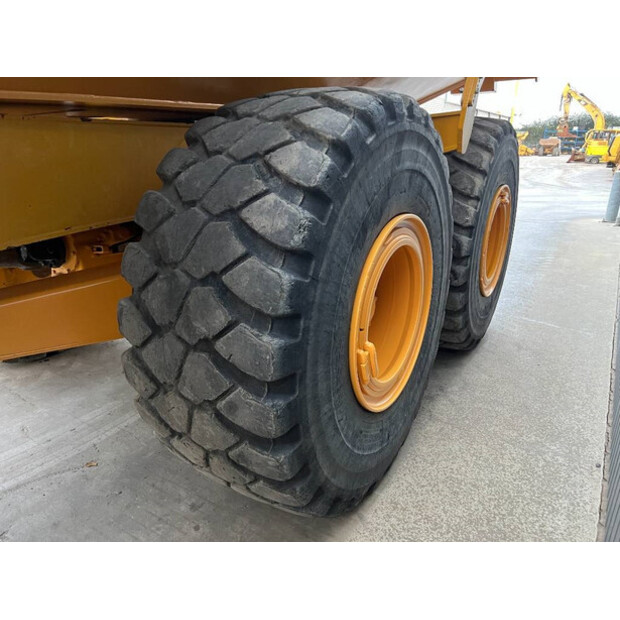 2014 فولفو A35G-44467936