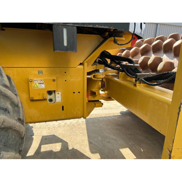 2011 Caterpillar CP76-44468318