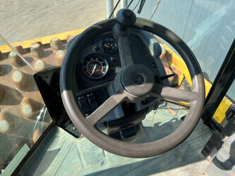 2011-caterpillar-cp76-1397360-44468333