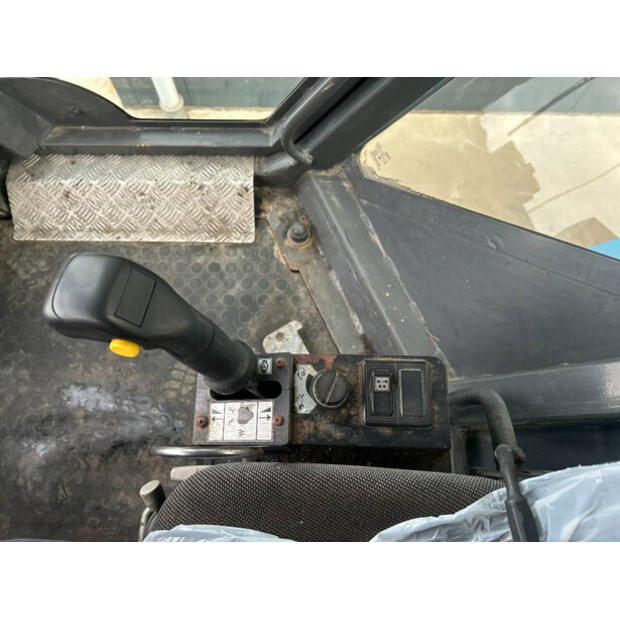 2011 AMMANN AV130X-44468434