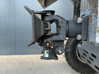 2012-fuchs-mhl454-1397366-44468520