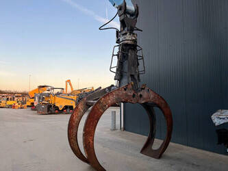 2012-fuchs-mhl454-1397366-44468523