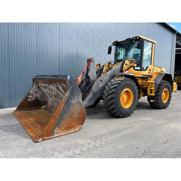 2011 Volvo L90F-44469132