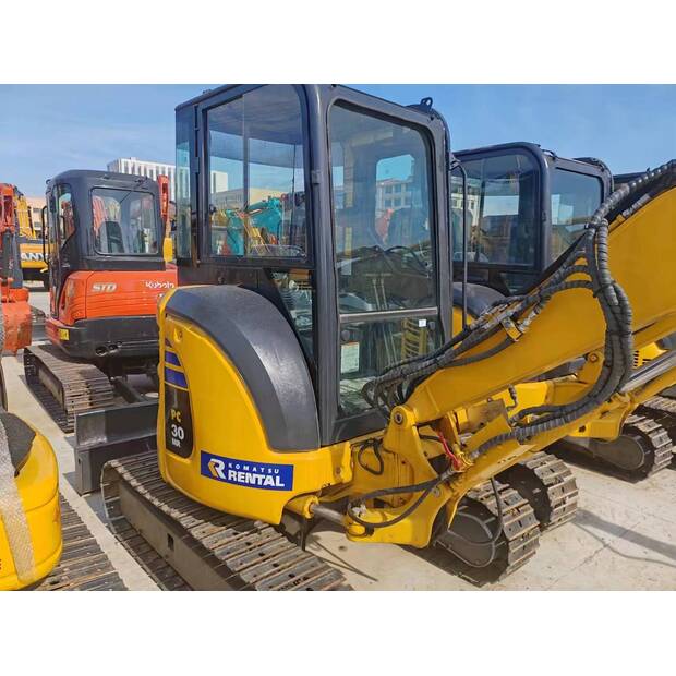 2024 Komatsu PC30-44469299