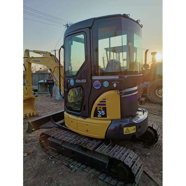 2023 كوماتسو PC35-44469310