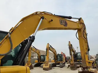 2021-caterpillar-320-1396071-44469443