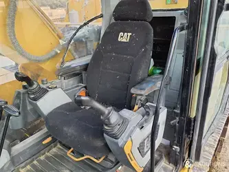 2021-caterpillar-44469462