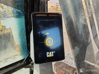 2021-caterpillar-44469480