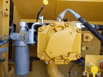 2021-caterpillar-323gc-1396072-44469631