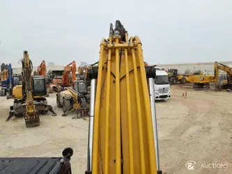 2021-caterpillar-320-1396071-44469664