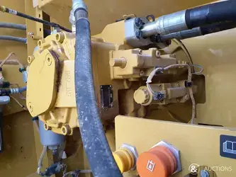 2021-caterpillar-320-1396070-44469665