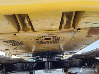 2021-caterpillar-44469782