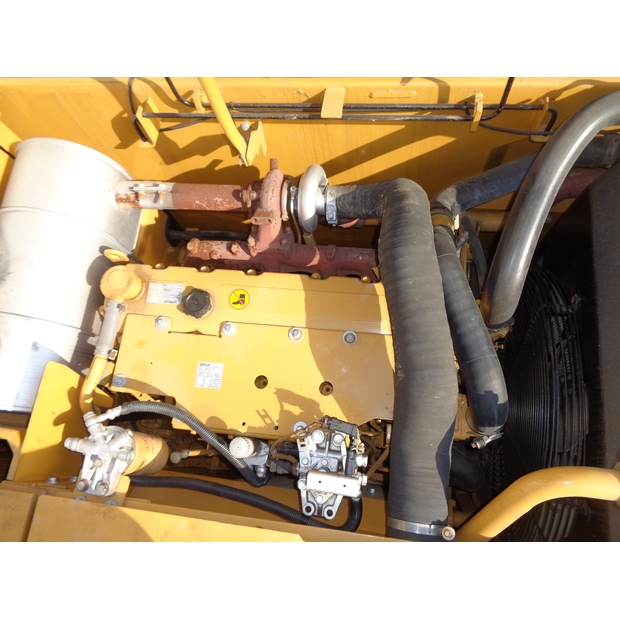 2021 Caterpillar 320D-44470183