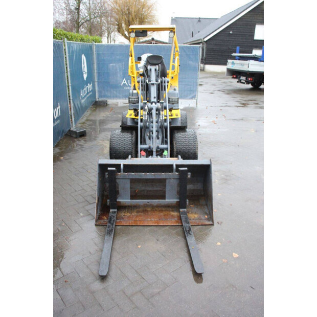 2021 Eurotrac W11-ME-44470296