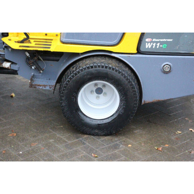 2021 Eurotrac W11-ME-44470303