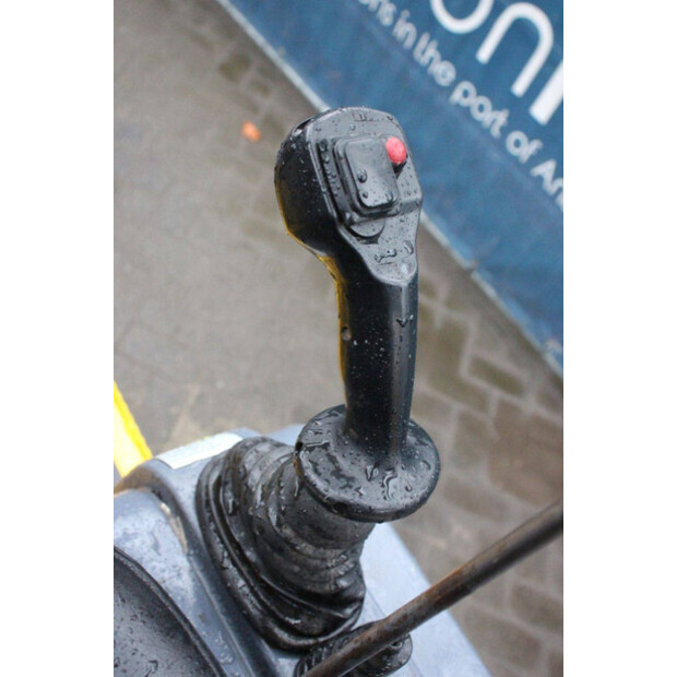 2021 Eurotrac W11-ME-44470320