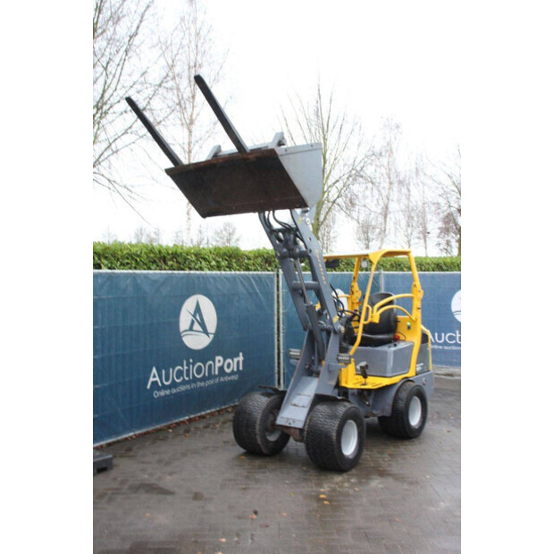 2021 Eurotrac W11-ME-44470321