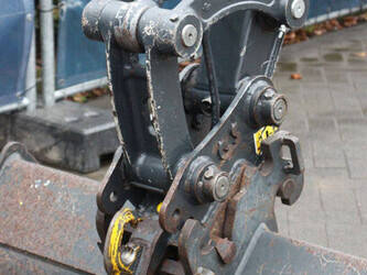 2017-eurocomach-es40-2zt-44470343