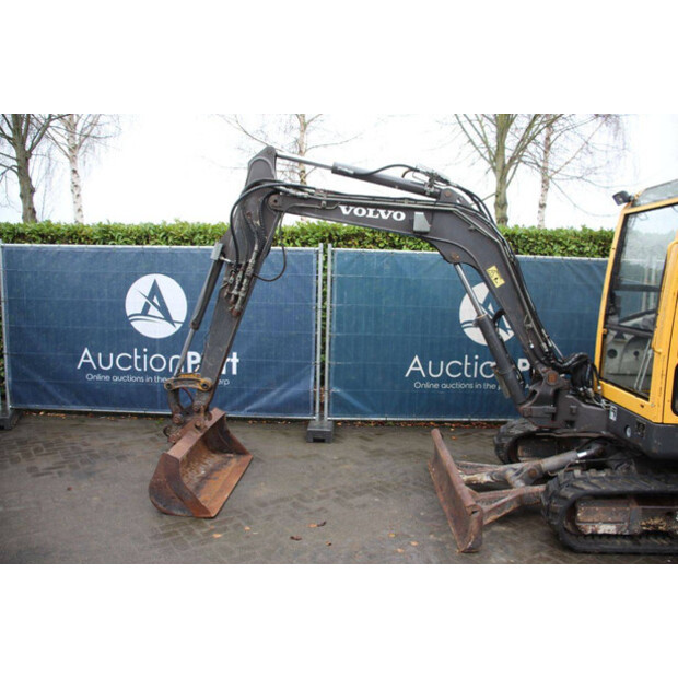 2004 Volvo 283-44470412