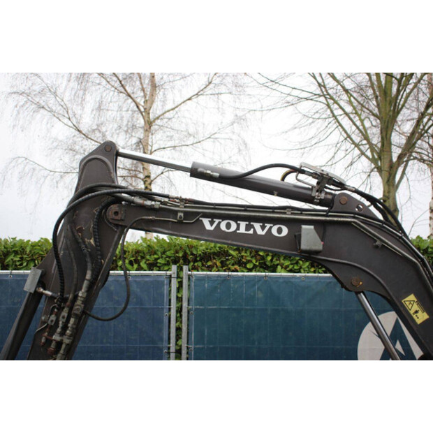 2004 Volvo 283-44470414