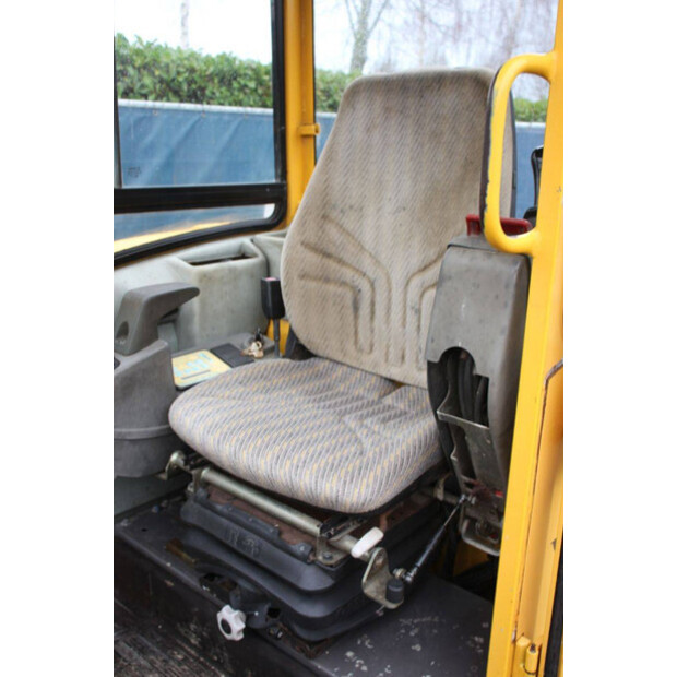 2004 Volvo 283-44470433