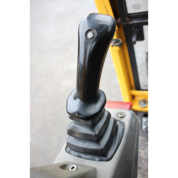 2004 Volvo 283-44470437