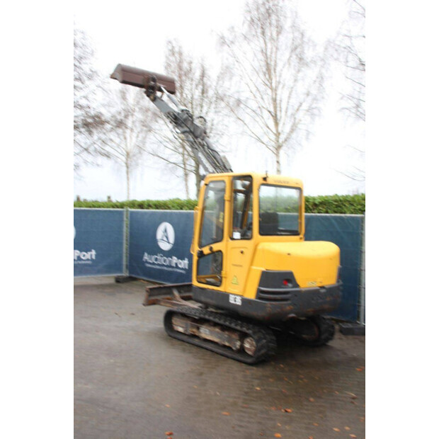 2004 Volvo 283-44470440