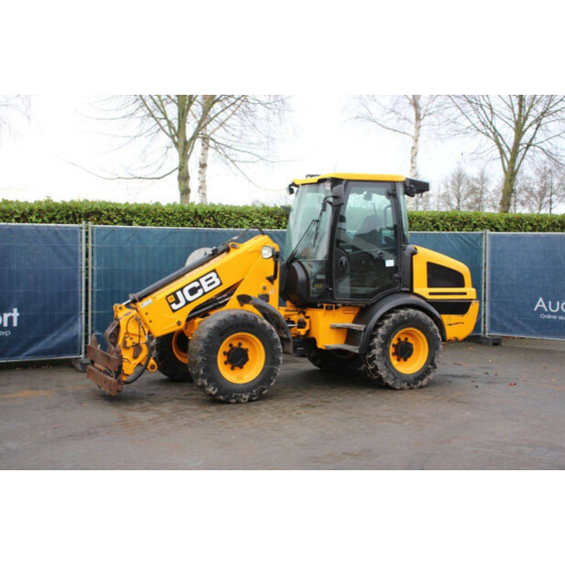 2022 JCB TM220-44470484