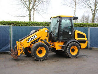 2022-jcb-tm220-44470484