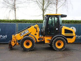 2022-jcb-tm220-44470485