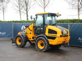 2022-jcb-tm220-44470486