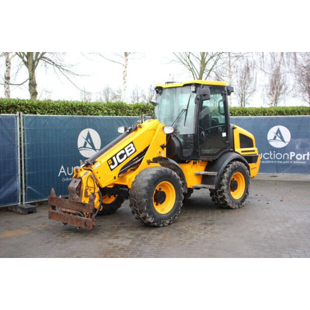 2022 JCB TM220-44470491