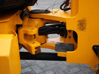 2022-jcb-tm220-44470501